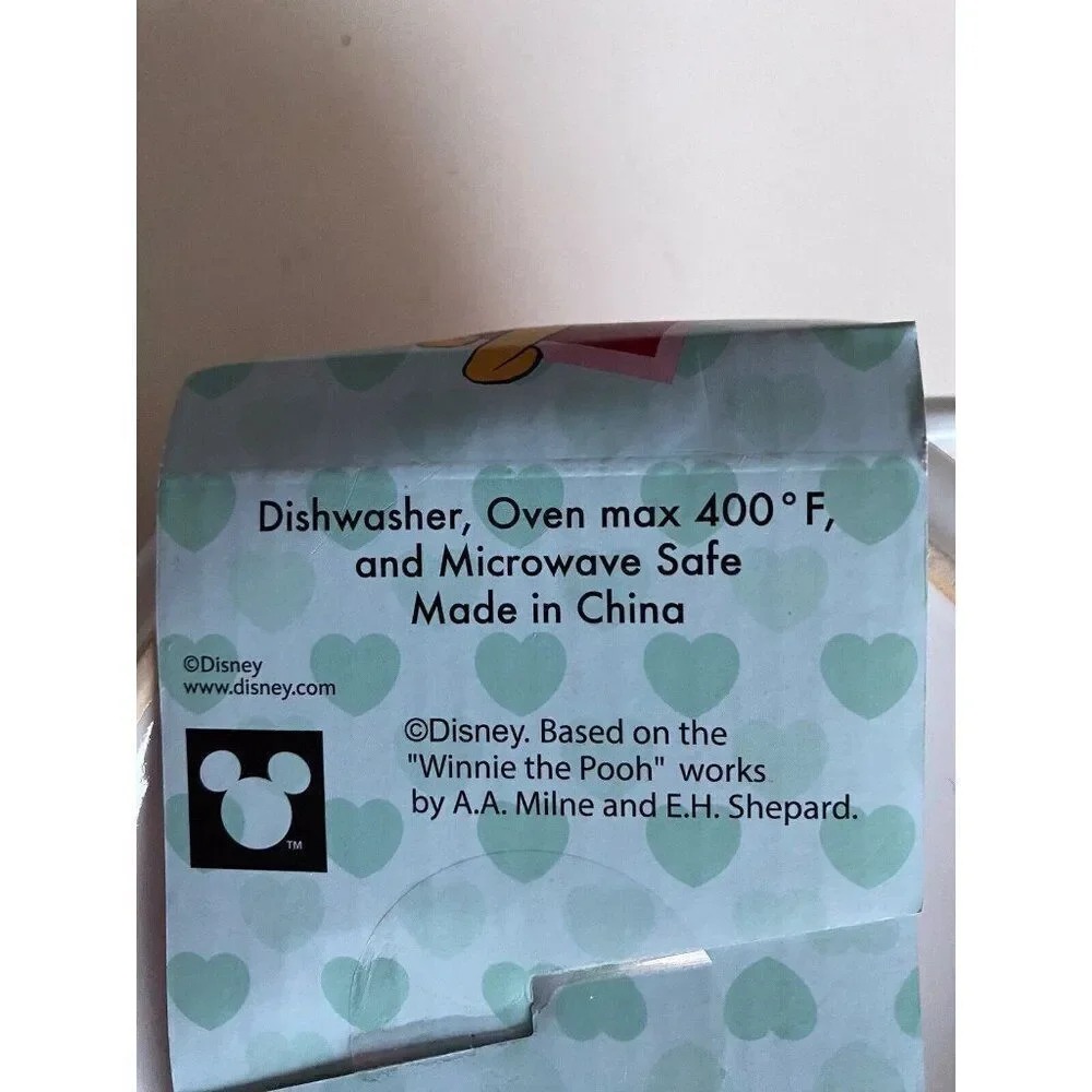 Disney Winnie the Pooh Tigger Piglet Eeyore Valentines Brie Baker & Wood‎ Spoon